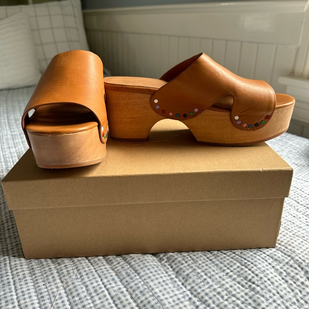 Charlotte Stone Size 9 Glenna Camel *Worn once*